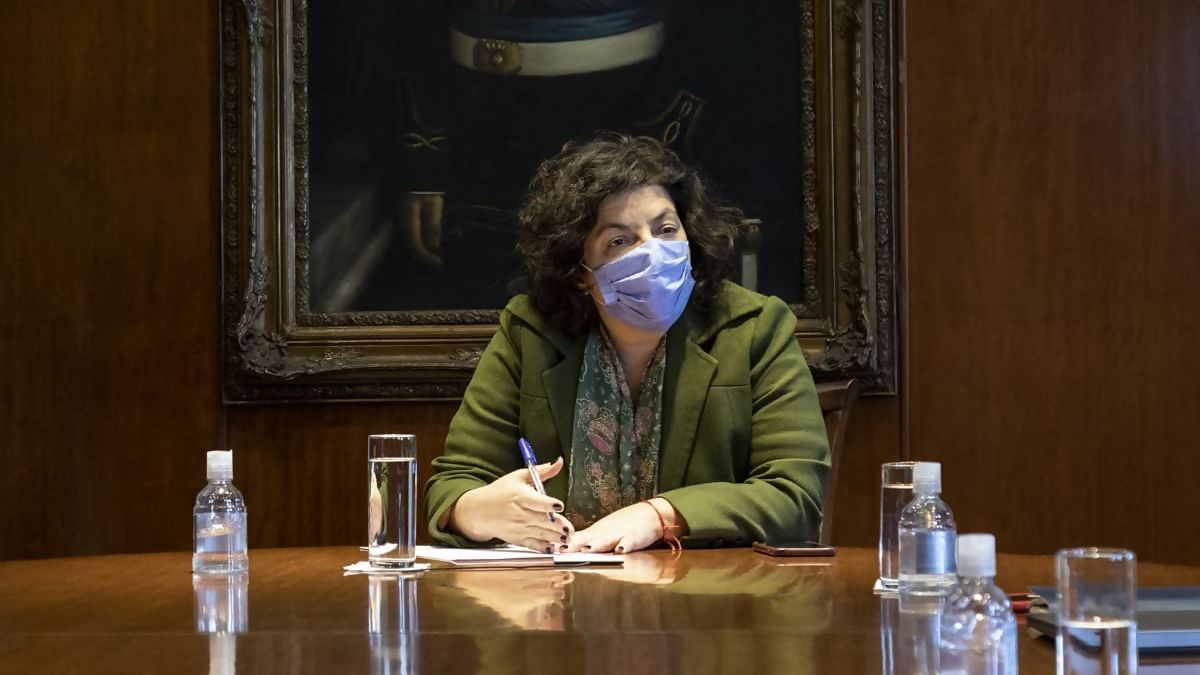 Carla Vizzotti: Tenemos un equipo de salud vacunado y más entrenado