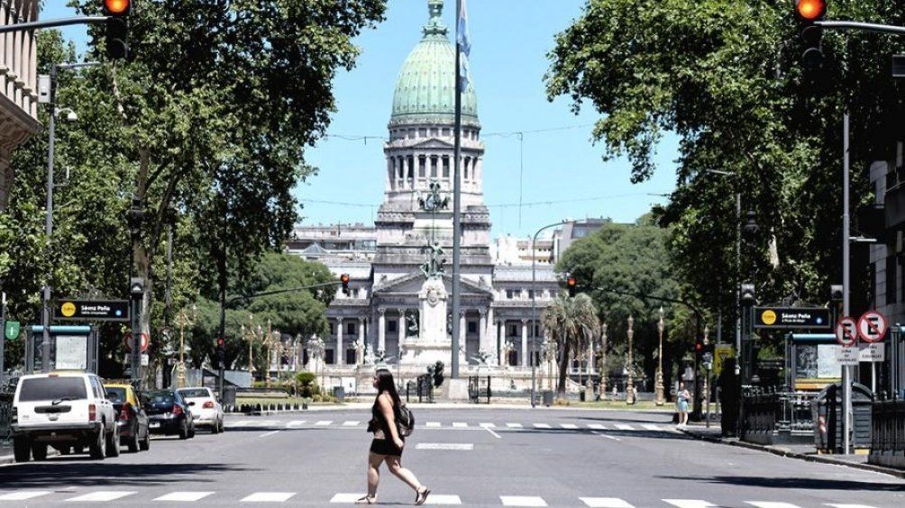 El oficialismo cede y quita del Mega DNU el embargo de las cuentas a sueldo en casos de corrupción