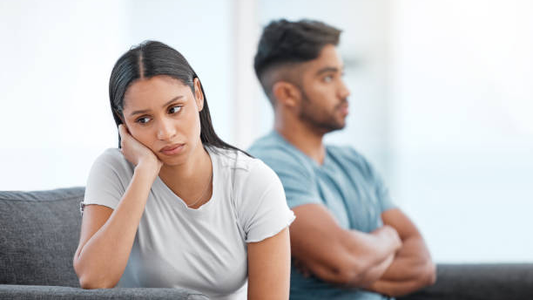El sueño donde tu pareja te ignora... y lo que eso despierta en vos: Enterate qué significa