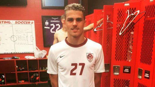 Murió reconocido futbolista al ser devorado por tiburones