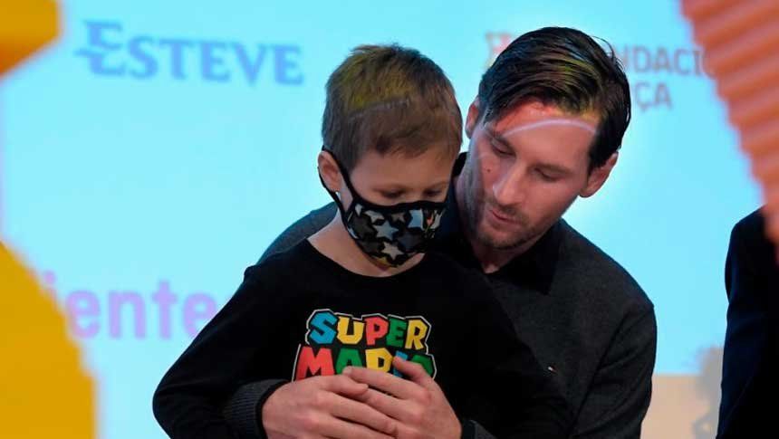 Leo Messi se emocionó al presentar el centro oncológico más grande de Europa