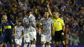 El descargo de Dedé: “El árbitro fue un cobarde conmigo, con Cruzeiro y con el fútbol”