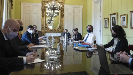 Exclusivo A24.com: el Gobierno analiza pagar un solo IFE más y reconvertirlo en planes de capacitación y empleo para jóvenes