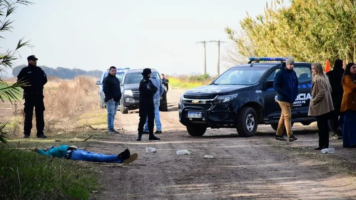 El cuerpo de una mujer y de un hombre fueron hallados al sudoeste de la ciudad