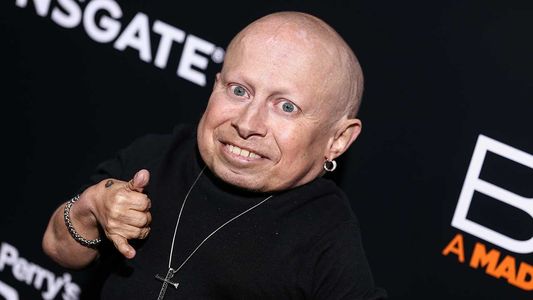 Murió Verne Troyer, el actor que interpretó a Mini Yo en Austin Powers
