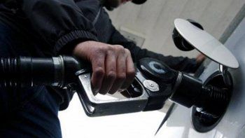 Admiten que la nafta volverá a aumentar y se habla de una suba del 10% para antes de fin de año