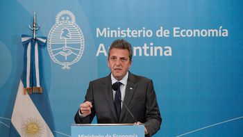 Sergio Massa anunció una suma fija de $60.000 para trabajadores del sector público y privado