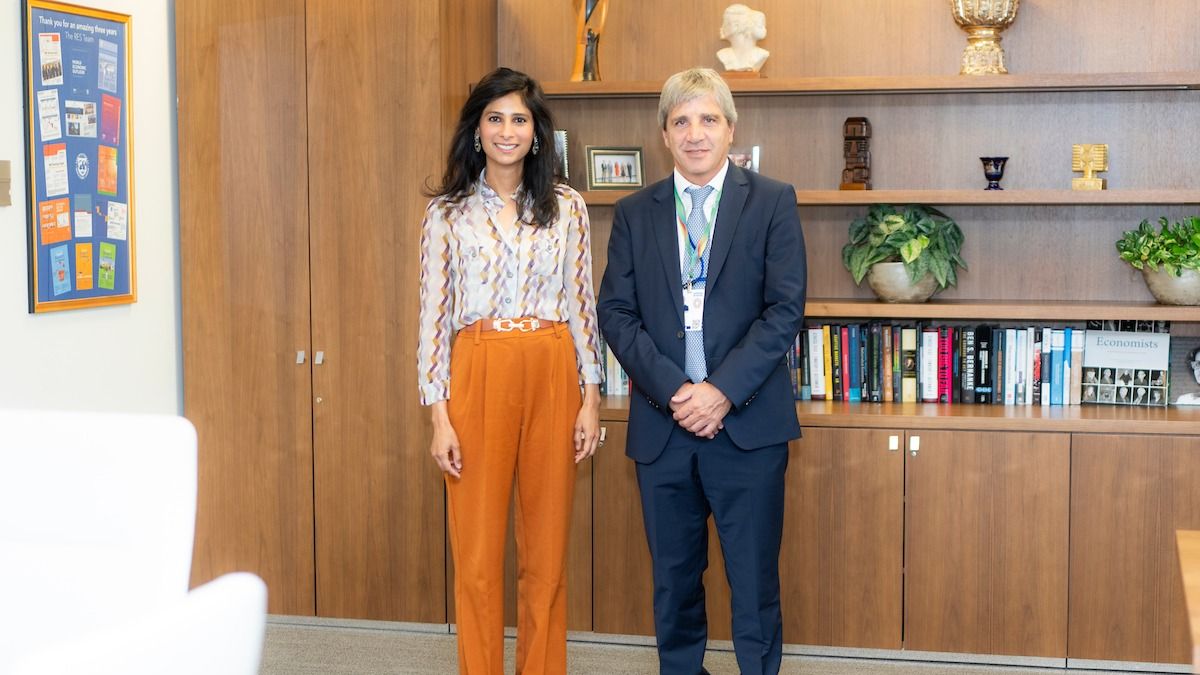Luis Caputo se reunió con la 2 del FMI.
