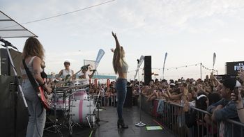 Jimena Barón dio un gran show en Mar del Plata