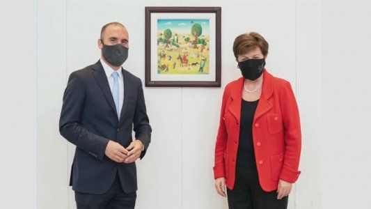 Nuevo rulo con el FMI: emitirán hasta fin de año $5,8 millones por minuto