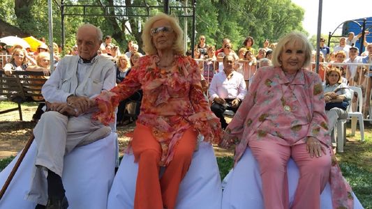 El emotivo homenaje a Mirtha Legrand y sus hermanos en Villa Cañás