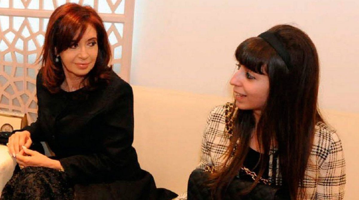 Cristina Kirchner ya está en Panamá, en el último tramo de su viaje a Cuba para visitar a Florencia