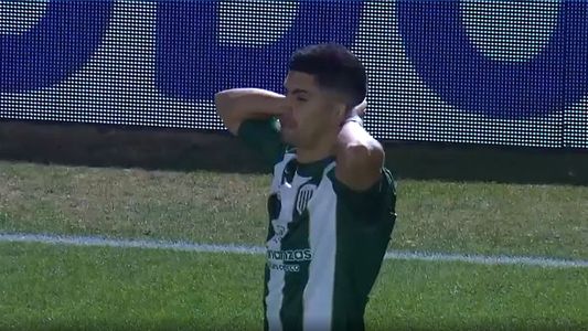 El blooper del año: Banfield se hizo un insólito gol en contra