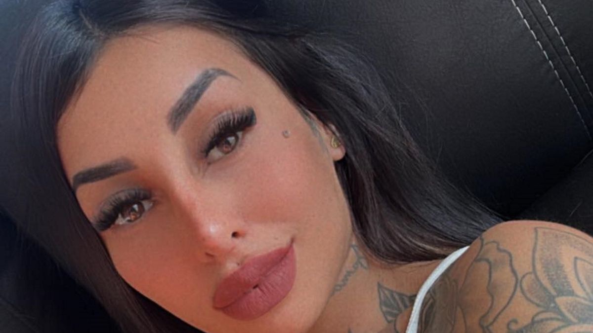 El irónico anuncio de Tamara Báez sobre su nuevo retoque estético: Perdón, chicas