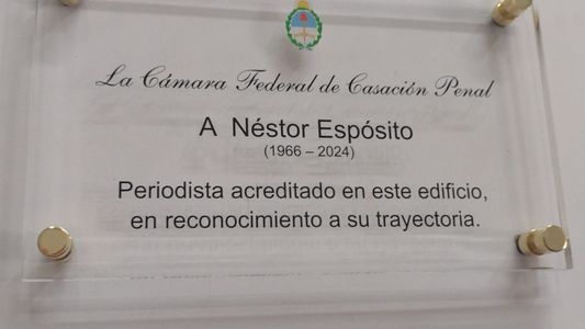 Tributo al periodista Nestor Espósito en Comodoro Py