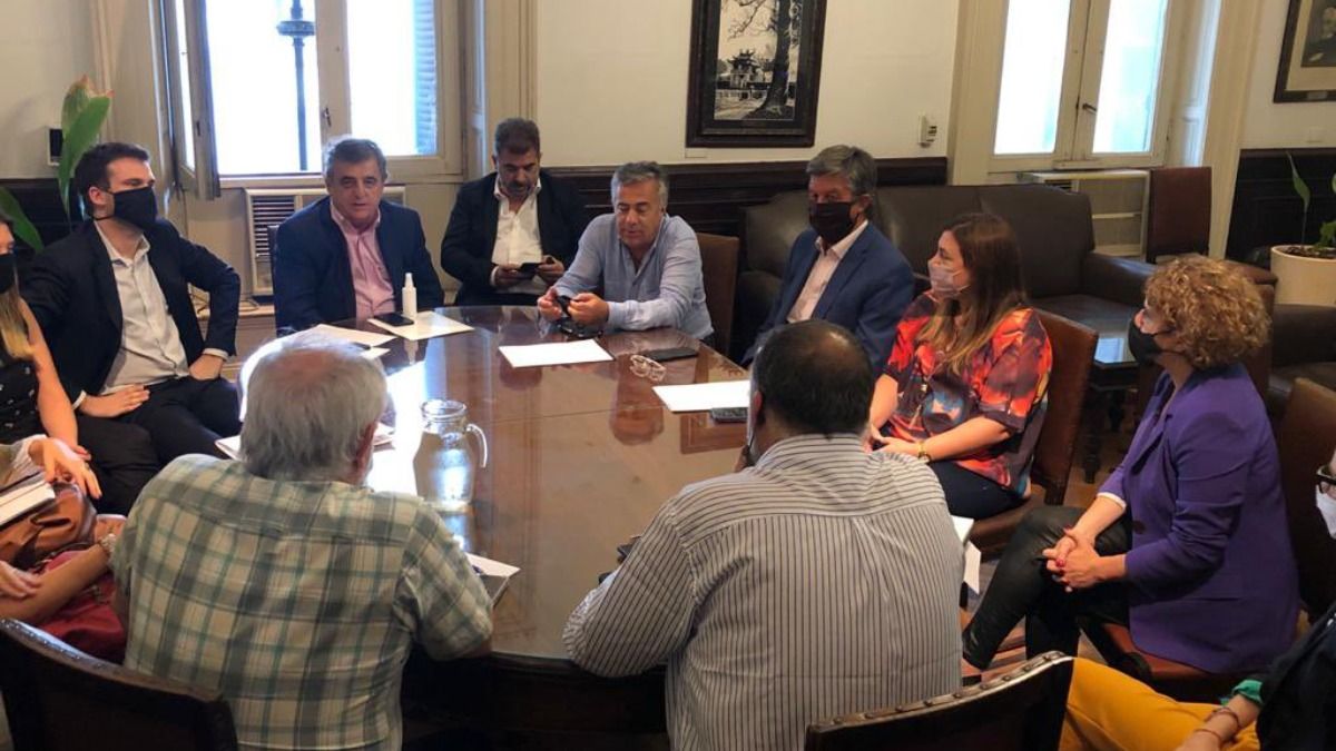 Juntos por el Cambio aceptó prorrogar por un mes las elecciones PASO y generales