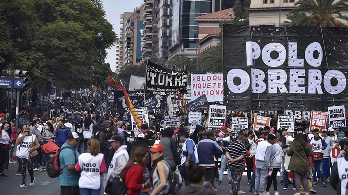La Unidad Piquetera convirtió el centro porteño en un caos: qué calles evitar y qué le reclaman a Sergio Massa
