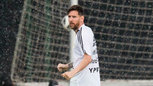 Caruso ahora sí banca a Lionel Messi: Es él y 10 más