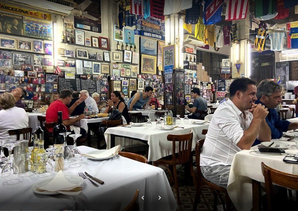 Tristeza porteña: cerraron El Obrero y Oviedo, dos clásicos bodegones