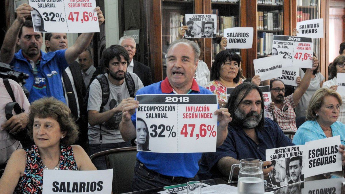 Miguel Díaz, el sindicalista que generó el escándalo en la primera paritaria docente:  No estoy arrepentido