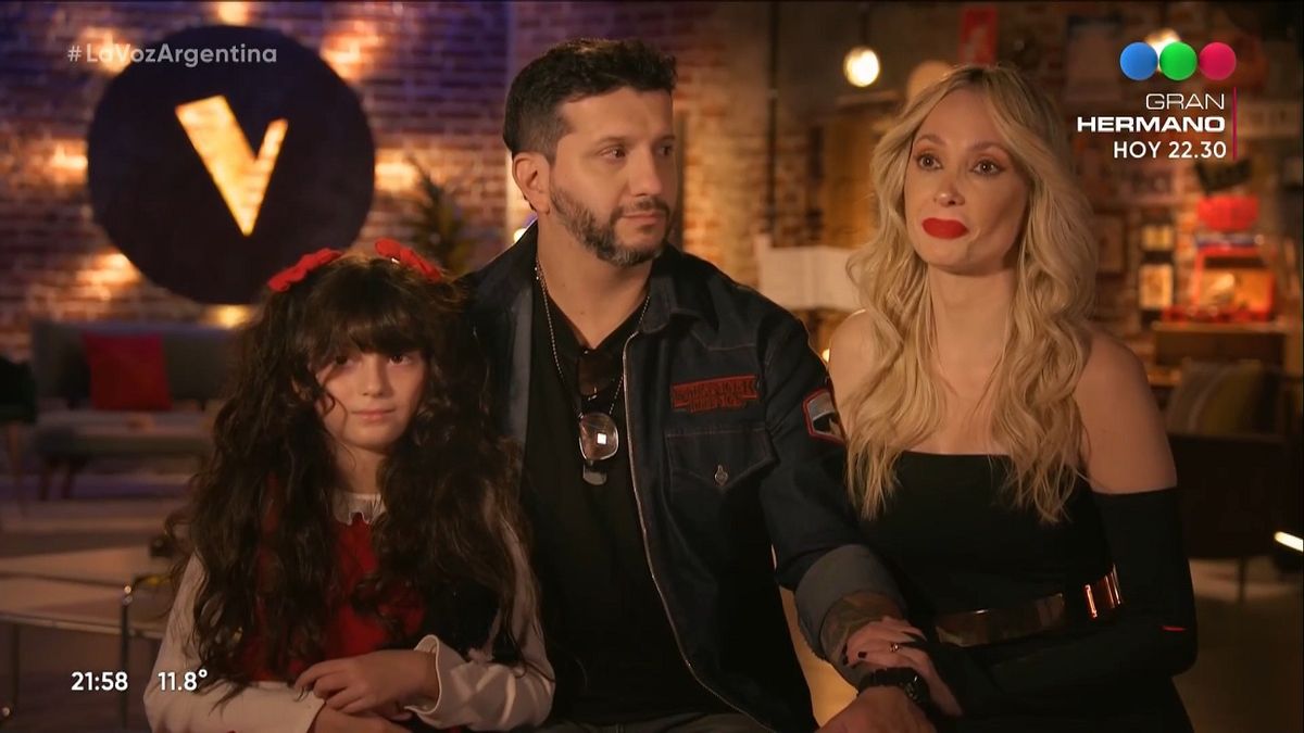 Vanesa Carbone reapareció en La Voz Argentina con su esposo y se volvió viral por sus antiguos escándalos
