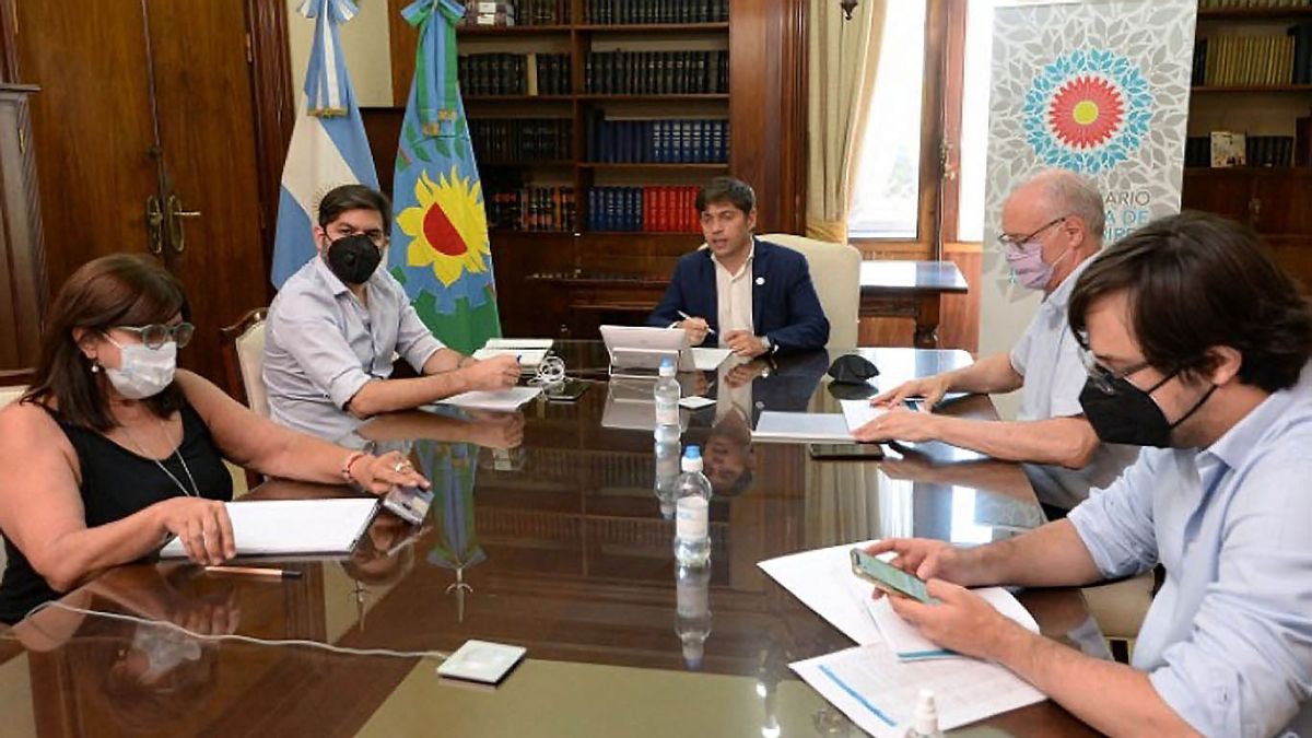 Todo el gabinete bonaerense le presentó la renuncia al gobernador Axel Kicillof. (Foto: archivo)