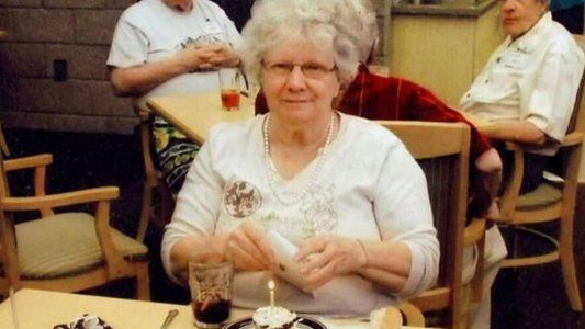 Donó el cuerpo de su madre para el estudio del Alzheimer, pero descubrió que el Ejército lo dinamitó