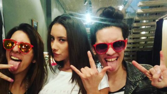Ella es Johanna Etchart, la hermana Youtuber de Belén que quiere ingresar a #GH2016