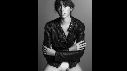 Renata, la hija de Nico Repetto y Flor Raggi, renovó su look y se lanza como cantante