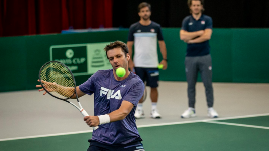 Copa Davis: Zeballos no se entrenó y es duda para el debut del martes ante Chile