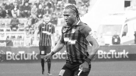 Rodallega: Si me llama Riquelme, enseguida me tomo un avión por más que haya restricciones