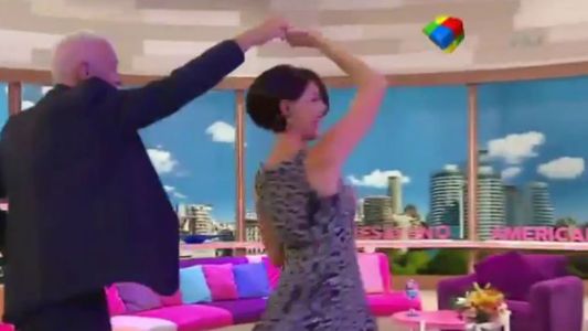 ¡Para Novaresio que lo mira por TV! Pamela hizo bailar a Mauro Viale