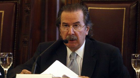 Internaron al juez de la Corte Suprema Carlos Maqueda por una descompensación cardíaca