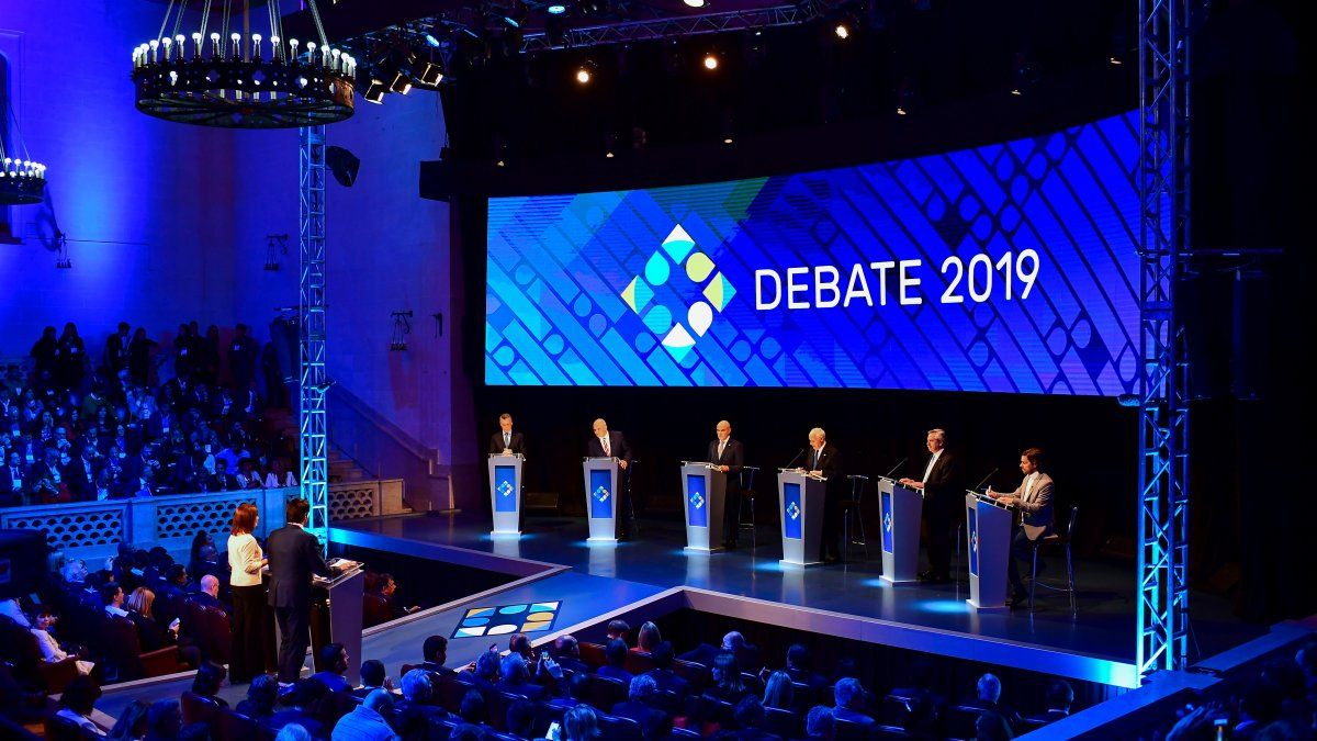 Debate: ratifican que si los moderadores revelan el detrás de cámara deberán pagar una altísima multa