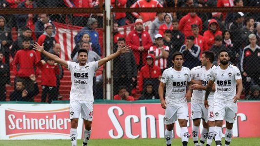 Copa Argentina: Central Córdoba (SdE) eliminó a Estudiantes, está en la semi y quedó a dos partidos de la Copa Libertadores