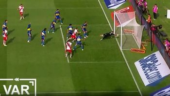 se difundio el audio del var del polemico gol anulado a river en el superclasico ante boca se difundio el audio del var del polemico gol anulado a river en el superclasico ante boca