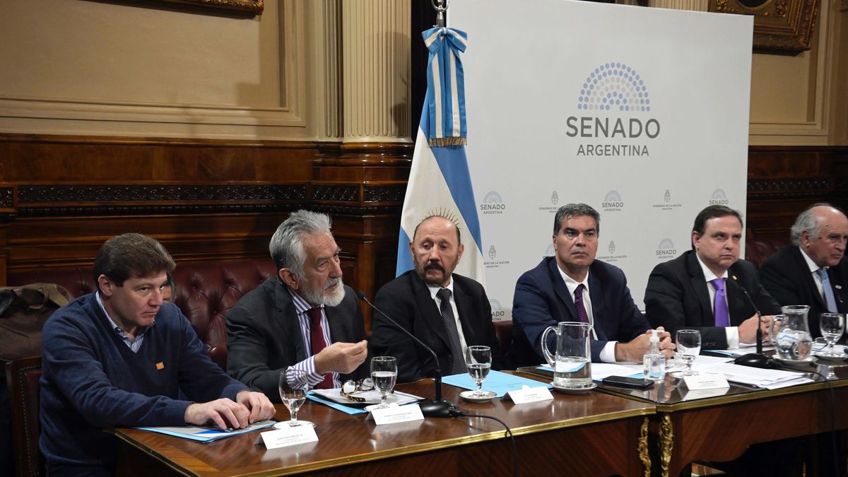 Los gobernadores peronistas defendieron su proyecto para ampliar la Corte Suprema. (Télam)