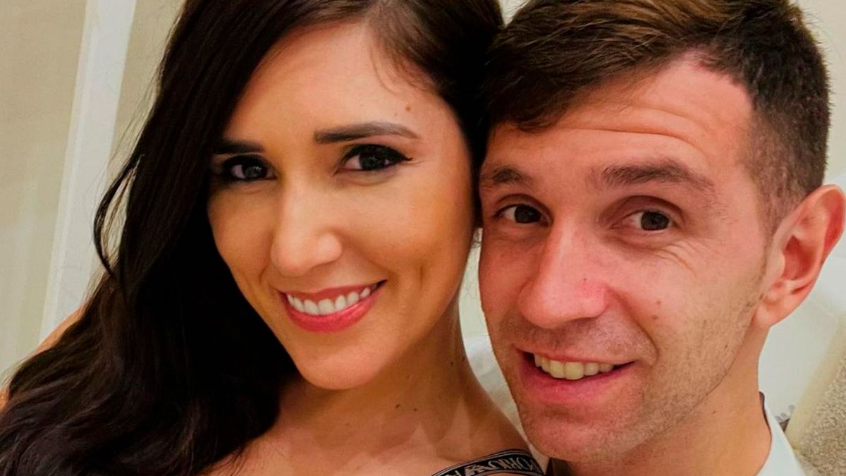 A qué se dedica Mandinha, la esposa del Dibu Martínez: el negocio que creó hace más de 10 años