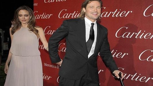 El misterioso bastón de Brad Pitt en el Festival de Cine de Palm Spring