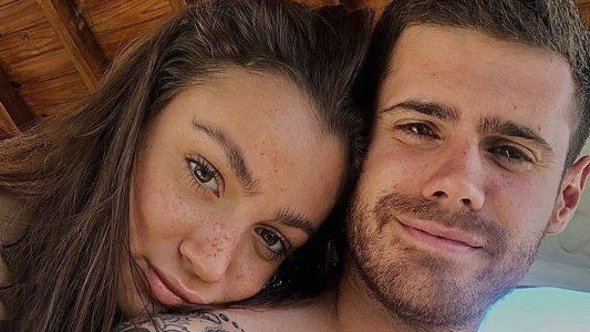 Muy jugados: Gastón Soffritti y su novia se mostraron desnudos en la ducha