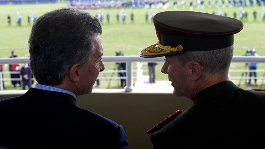 Macri les pidió a las FF. AA. colaboración con las fuerzas de seguridad