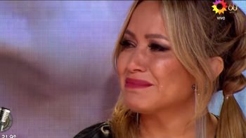 El llanto de Karina La Princesita en el homenaje por el Día de la Madre