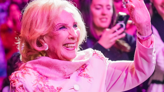 Mirtha Legrand fue a ver La Sirenita y recibió una gran ovación: He vuelto a mi infancia