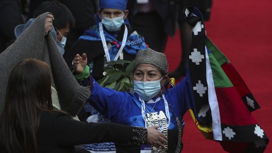 Chile: una mujer mapuche, presidenta de la Convención Constituyente