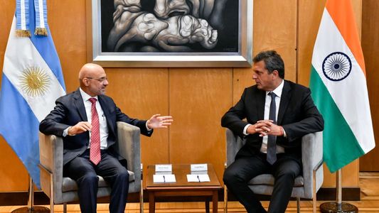 Sergio Massa se reunió con el embajador de India para acordar el uso de monedas locales en el comercio exterior