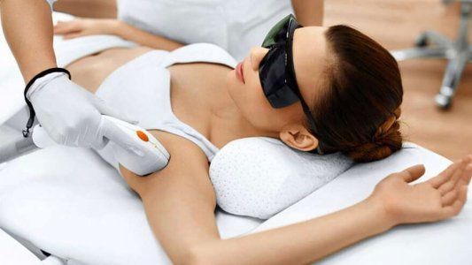 ¿Cuáles son los riesgos de la depilación definitiva?