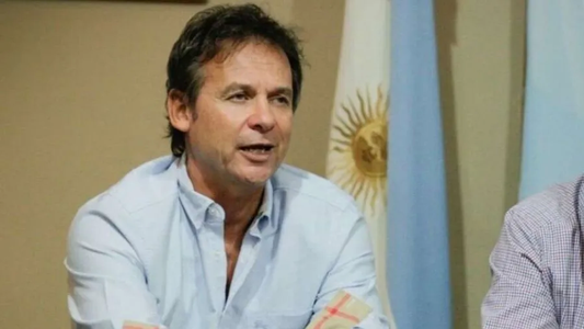 Internaron de urgencia al senador Eduardo Costa por una afección cardíaca