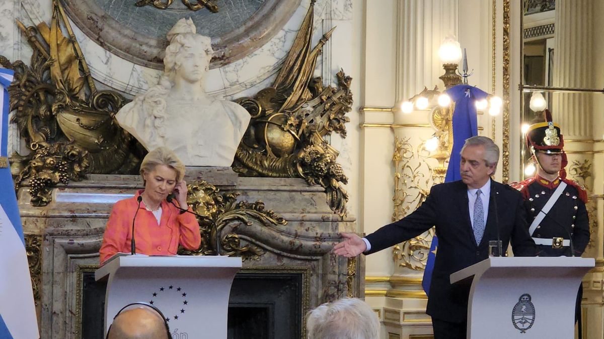 Alberto Fernández compartió una declaración a la prensa acreditada en Casa Rosada