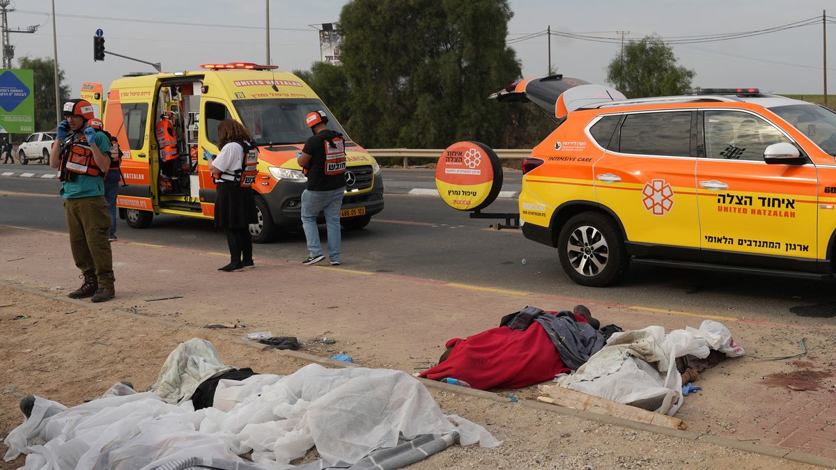 El comunicado de la embajada de Israel en Argentina que describe la gravedad del ataque terrorista. (Télam)