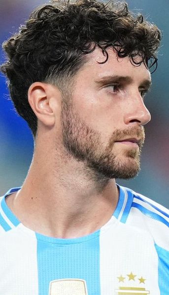 Marcos Senesi rompió el silencio tras su citación al Mundial: cómo se enteró y cuándo viaja con la Selección Argentina